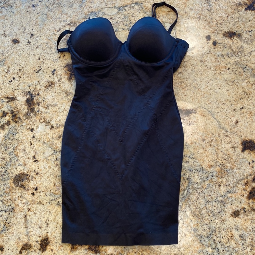 Victoria's Secret Power Figure Cupped Shaping Slip
